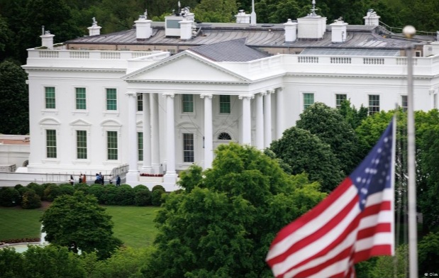 البيت الأبيض: المفاوضات مع إيران مستمرة لكن الأولوية للأمن القومي الأمريكي