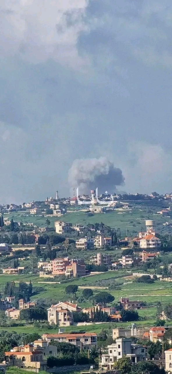 تصعيد إسرائيلي واسع  غارات وتحليق مسيّروتحذيرات لسكان الجنوب