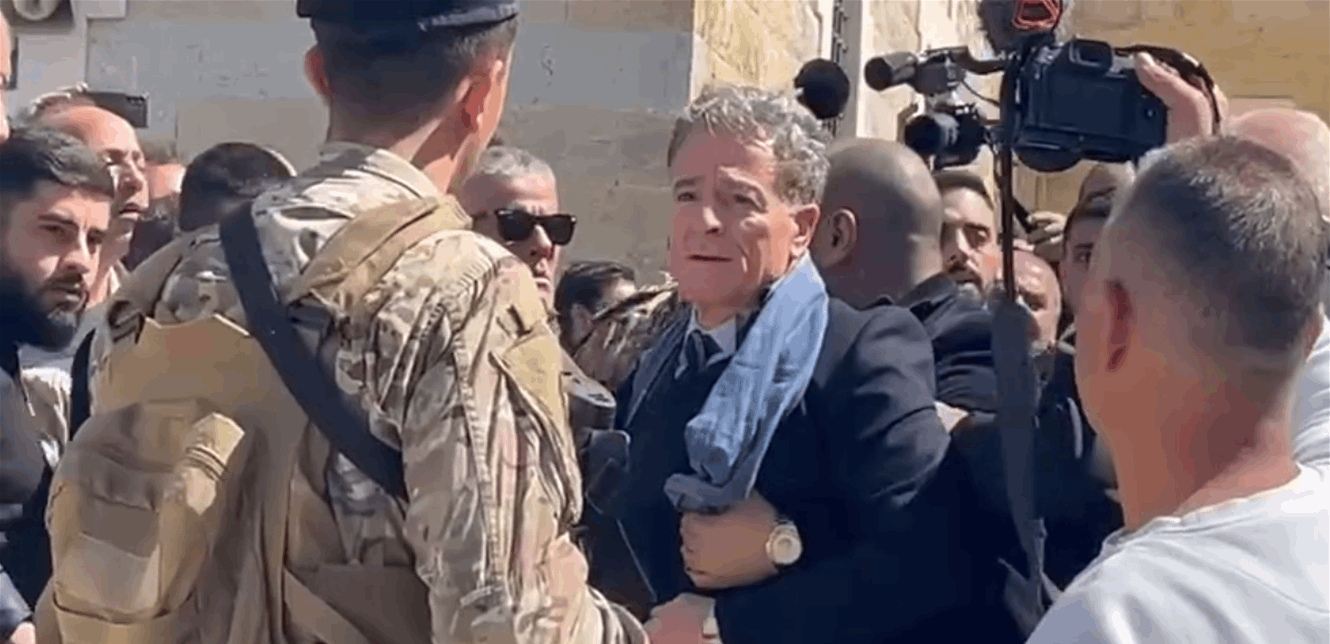 جرادي مطرود وغير مرغوب فيه في القليعة