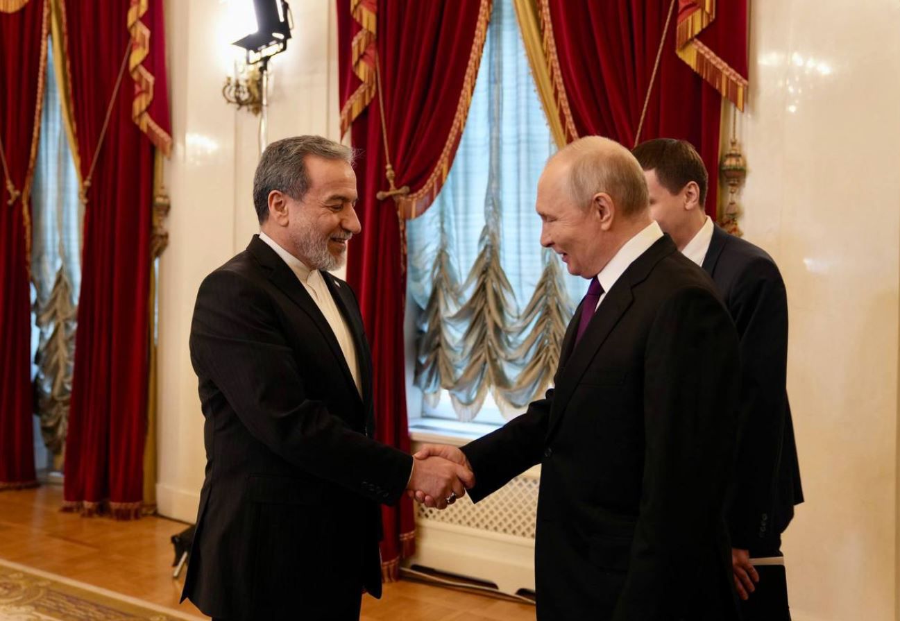 المباحثات الروسية الإيرانية في سانت بطرسبرغ: تعزيز الشراكة الاستراتيجية بين البلدين