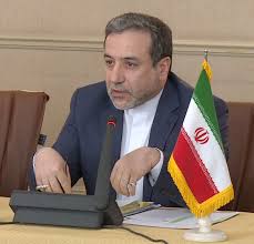 في طهران انتقادات واسعة لتصريحات عباس عرقجي